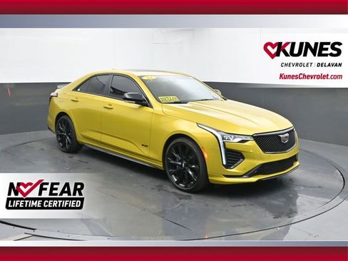 Used 2024 Cadillac CT4 V w/ LPO, ONYX Package image 1