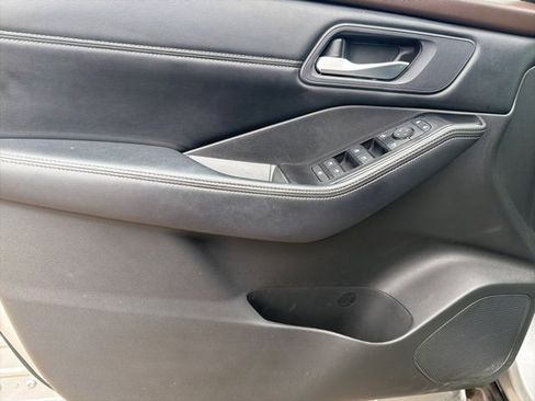 Certified 2023 Nissan Rogue SV w/ SV Premium B Package image 14