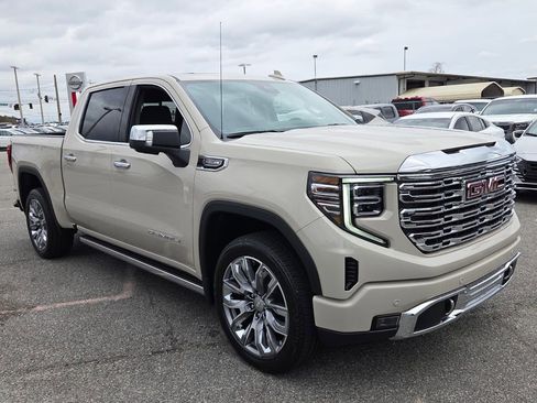 New 2026 GMC Sierra 1500 Denali w/ Denali Reserve Package image 15
