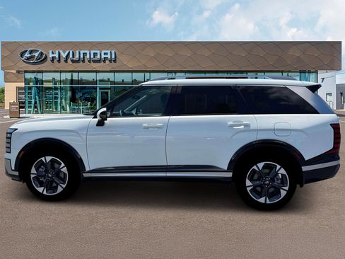 New 2026 Hyundai Palisade Limited FWD image 3
