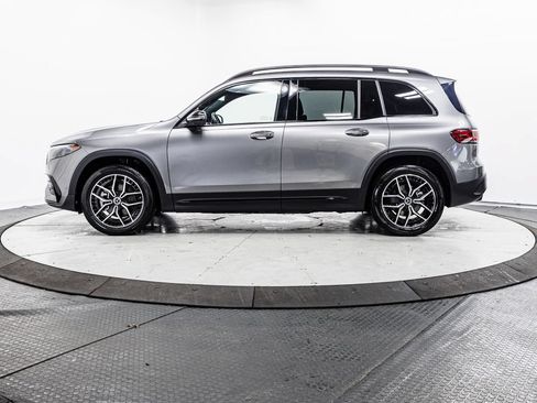Used 2023 Mercedes-Benz EQB 300 4MATIC image 4