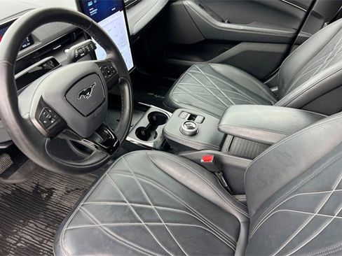 Used 2024 Ford Mustang Mach-E Select image 10