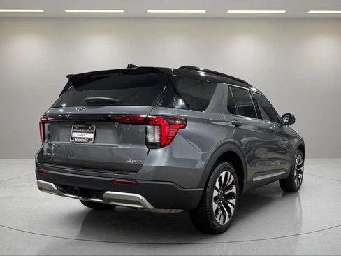 Used 2026 Ford Explorer Platinum w/ LUX Leather Package AWD/4WD image 3