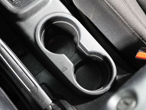 Used 2017 Jeep Wrangler Unlimited Sport w/ Connectivity Group image 27