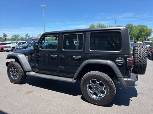 Used 2023 Jeep Wrangler Unlimited Rubicon 4xe w/ Cold Weather Group AWD/4WD image 15
