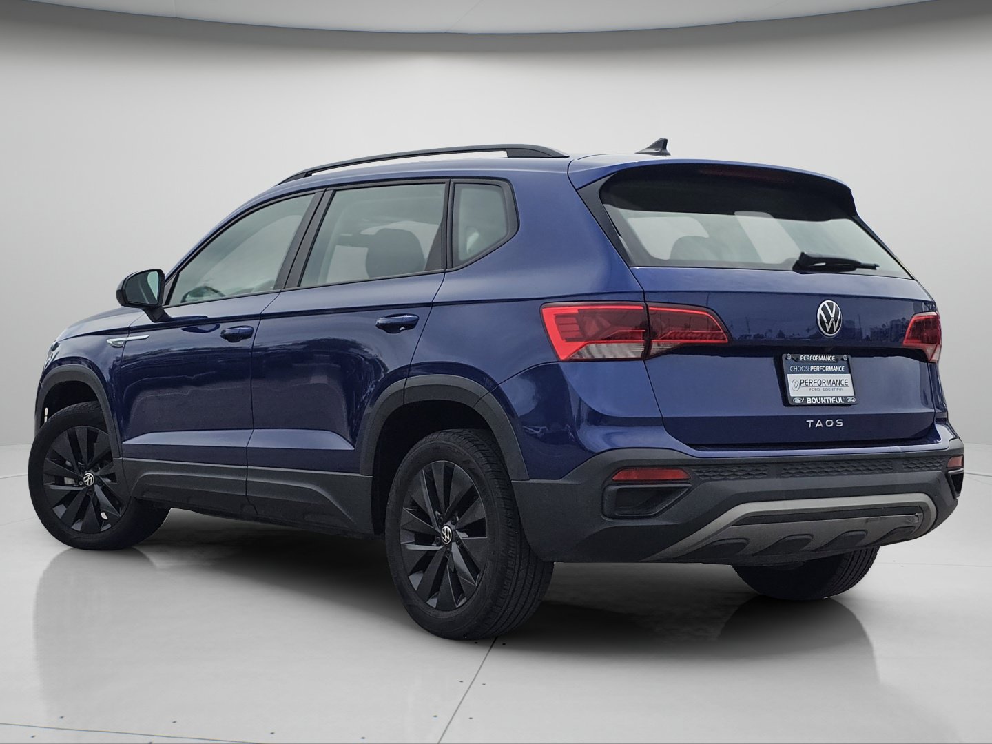 Used 2023 Volkswagen Taos S w/ Driver Assistance Package FWD image 19