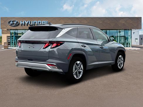 Used 2025 Hyundai Tucson SEL FWD image 40