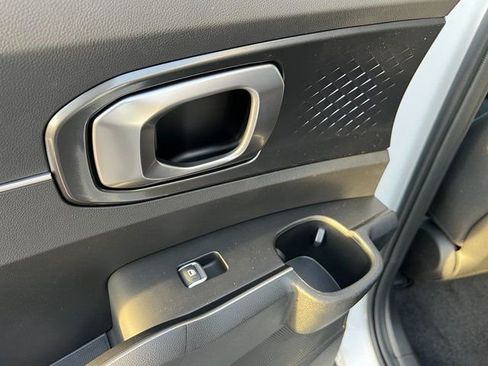New 2026 Kia Sorento LX FWD image 23