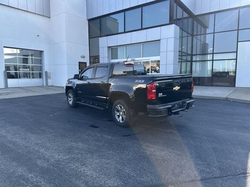 Used 2018 Chevrolet Colorado Z71 AWD/4WD image 3