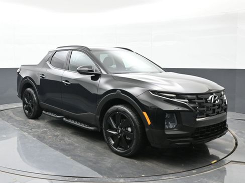 Certified 2024 Hyundai Santa Cruz Night image 2