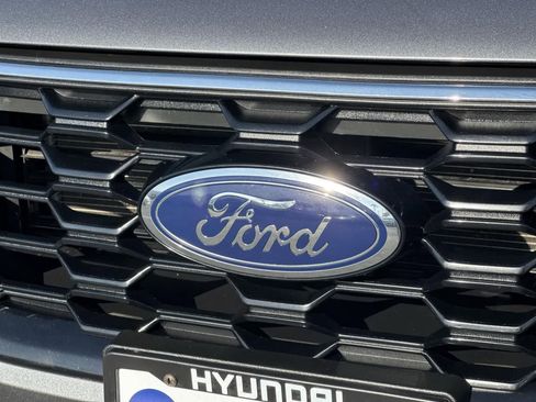 Used 2024 Ford Escape ST-Line image 10