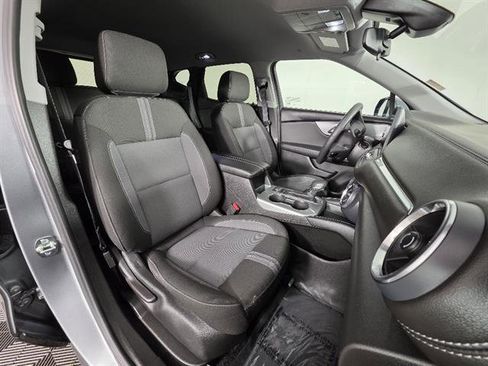Used 2025 Chevrolet Blazer LT image 14
