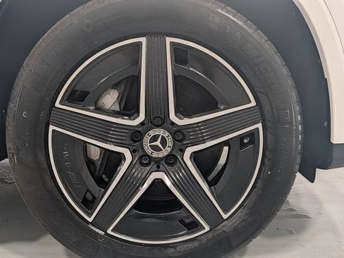 Used 2023 Mercedes-Benz GLC 300 4MATIC image 31