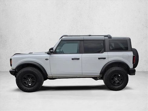 Used 2022 Ford Bronco Wildtrak image 8