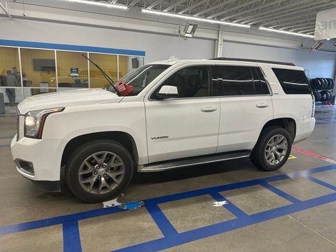 Used 2019 GMC Yukon SLT w/ Open Road Package AWD/4WD image 3