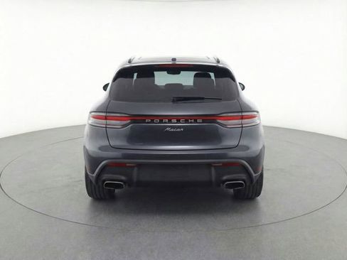 Used 2022 Porsche Macan Base image 37