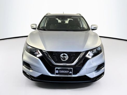 Used 2022 Nissan Rogue Sport SV AWD/4WD image 2