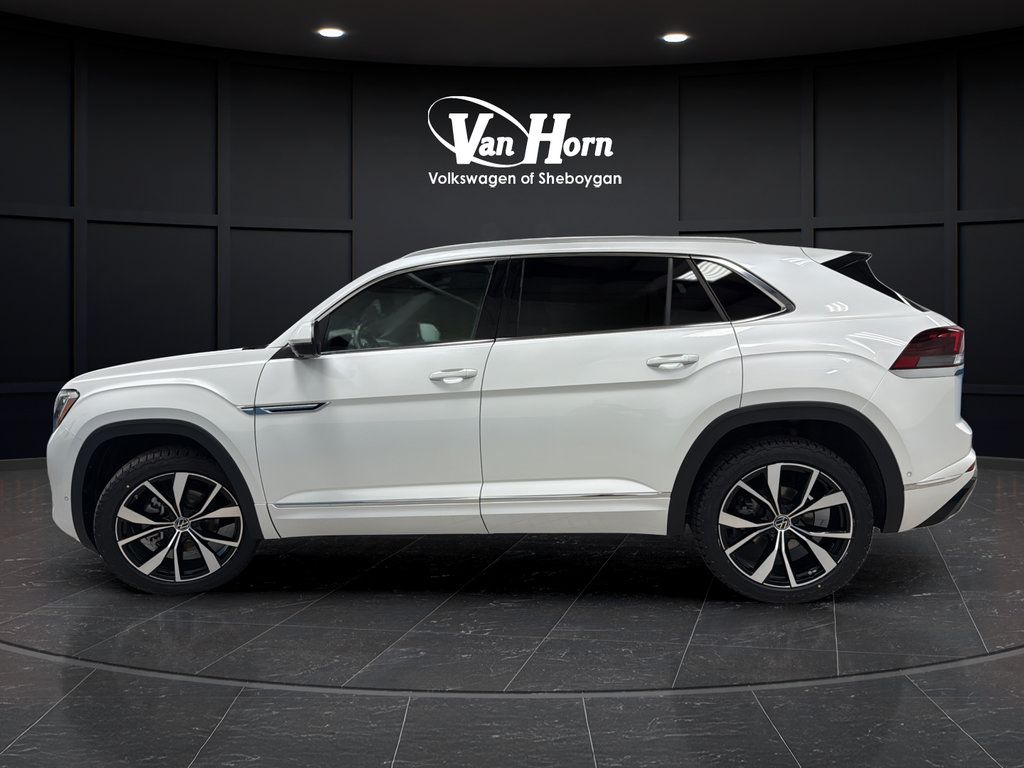 Used 2025 Volkswagen Atlas Cross Sport SEL Premium R-Line AWD/4WD image 4