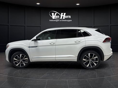 Used 2025 Volkswagen Atlas Cross Sport SEL Premium R-Line AWD/4WD image 4