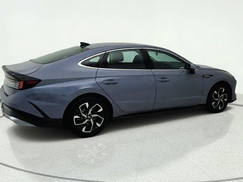 Used 2025 Hyundai Sonata SEL FWD image 7