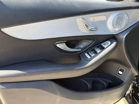 Used 2020 Mercedes-Benz GLC 300 4MATIC Coupe image 20
