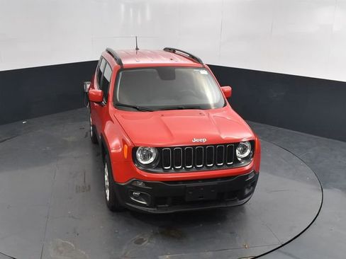 Used 2018 Jeep Renegade Latitude image 29