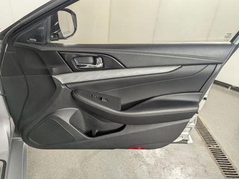 Used 2018 Nissan Maxima 3.5 SL FWD image 28