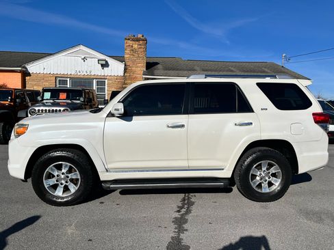 Used 2011 Toyota 4Runner Trail image 7