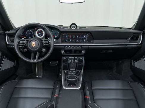 Certified 2025 Porsche 911 Turbo S AWD/4WD image 22