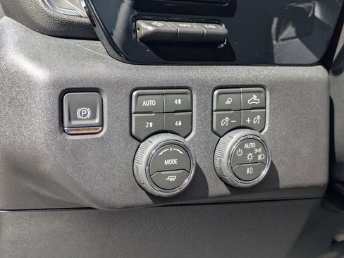 New 2026 Chevrolet Silverado 3500 High Country w/ Technology Package AWD/4WD image 14