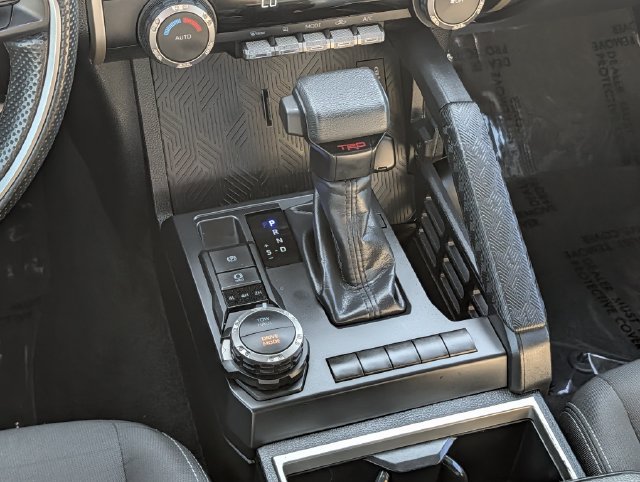 Used 2024 Toyota Tacoma TRD Sport AWD/4WD image 14