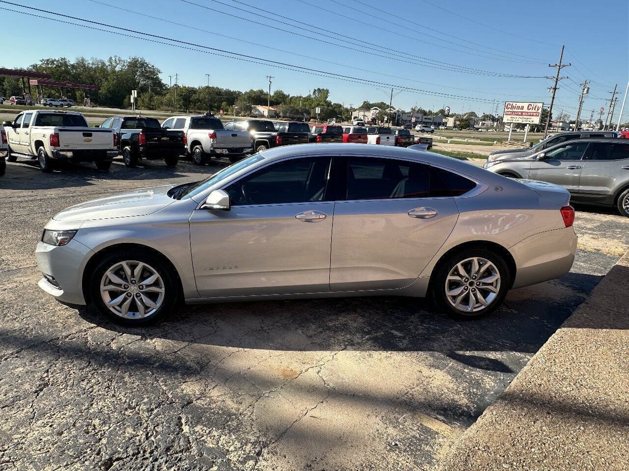 Used 2019 Chevrolet Impala LT w/ LT Convenience Package FWD image 5