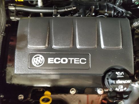 Used 2018 Buick Encore Preferred image 30