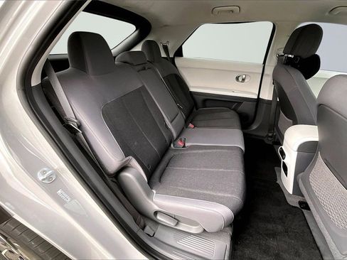 Used 2022 Hyundai Ioniq 5 SE w/ Cargo Package image 17
