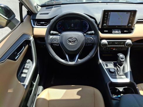Certified 2021 Toyota RAV4 Limited AWD/4WD image 13