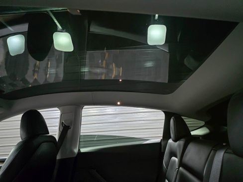 Used 2024 Tesla Model Y Long Range image 17