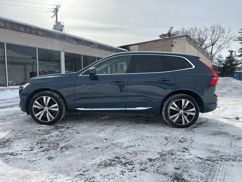 Certified 2023 Volvo XC60 B5 Plus w/ Climate Package image 5