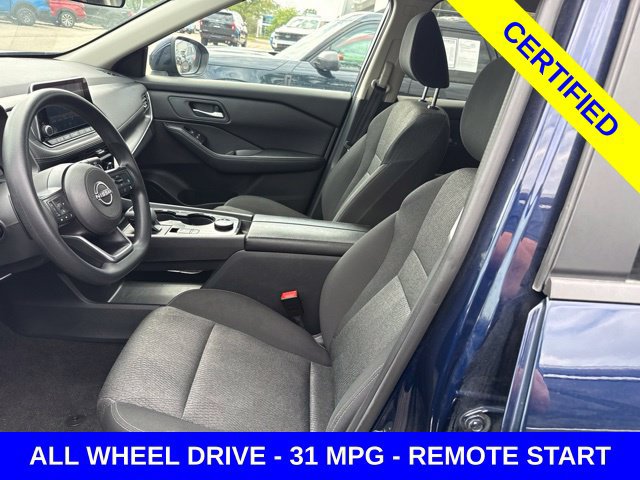 Used 2024 Nissan Rogue SV AWD/4WD image 5