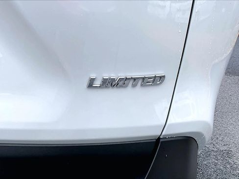 Used 2023 Toyota RAV4 Limited FWD image 10