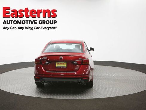 Used 2022 Nissan Altima 2.5 SR AWD/4WD image 38