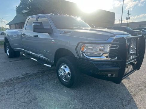 Used 2024 RAM 3500 Big Horn AWD/4WD image 1