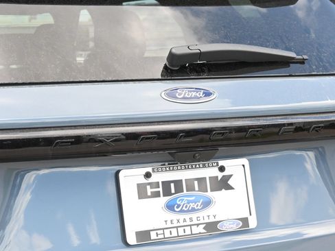 New 2026 Ford Explorer ST-Line w/ Premium Package RWD image 19