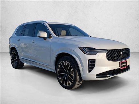 New 2026 Volvo XC90 B6 Plus w/ Protection Package Premier image 7