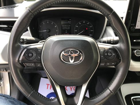 Used 2024 Toyota Corolla SE w/ SE Package FWD image 15