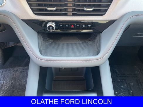 New 2026 Ford Explorer Active w/ Active Comfort Package image 10