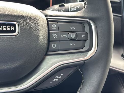 New 2026 Jeep Grand Wagoneer 4WD image 28