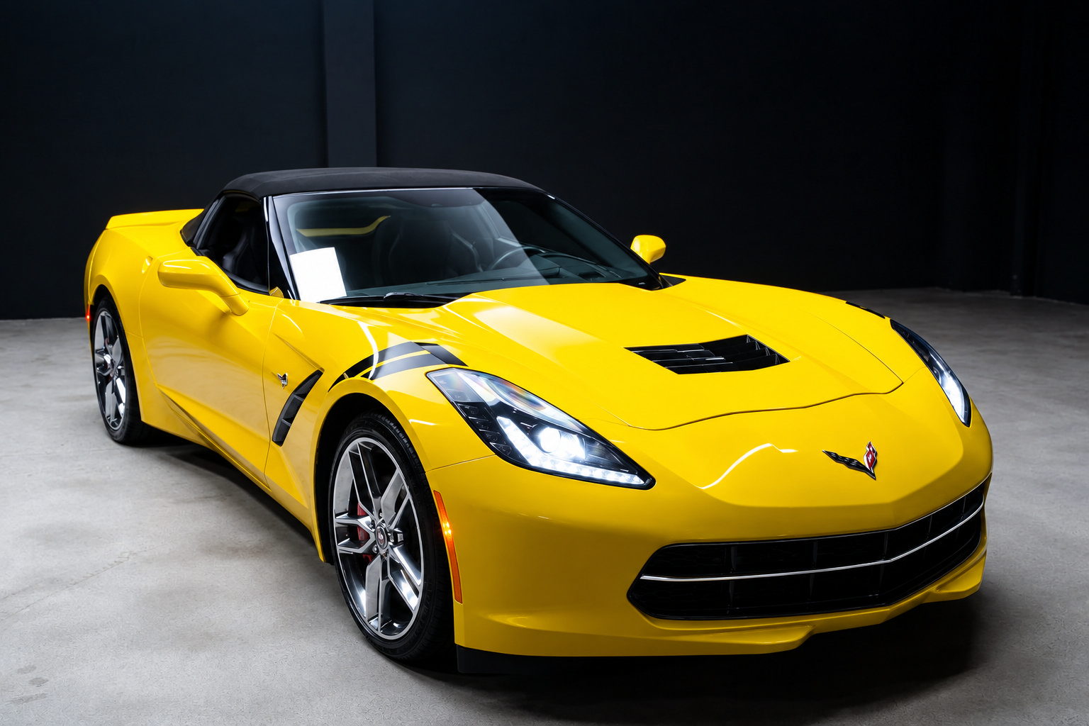 Used 2015 Chevrolet Corvette Stingray Convertible w/ 3LT Preferred Equipment Group RWD image 16