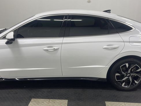 Used 2025 Hyundai Sonata SEL FWD image 13