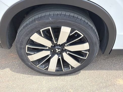 Used 2025 Mitsubishi Outlander SE FWD image 17