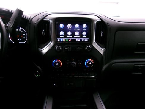 Used 2022 Chevrolet Silverado 2500 LTZ w/ LTZ Plus Package AWD/4WD image 10